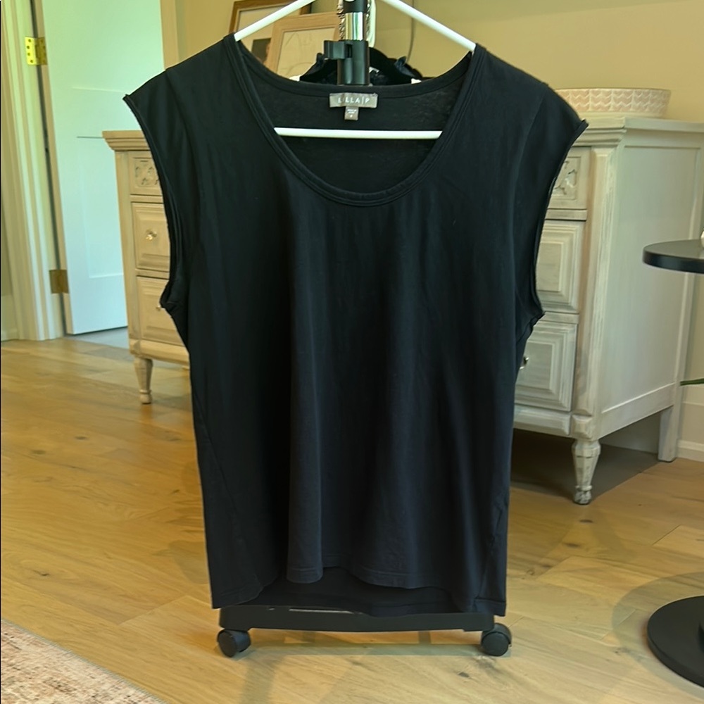 Lilla P Relaxed Black Sleeveless Muscle Tee